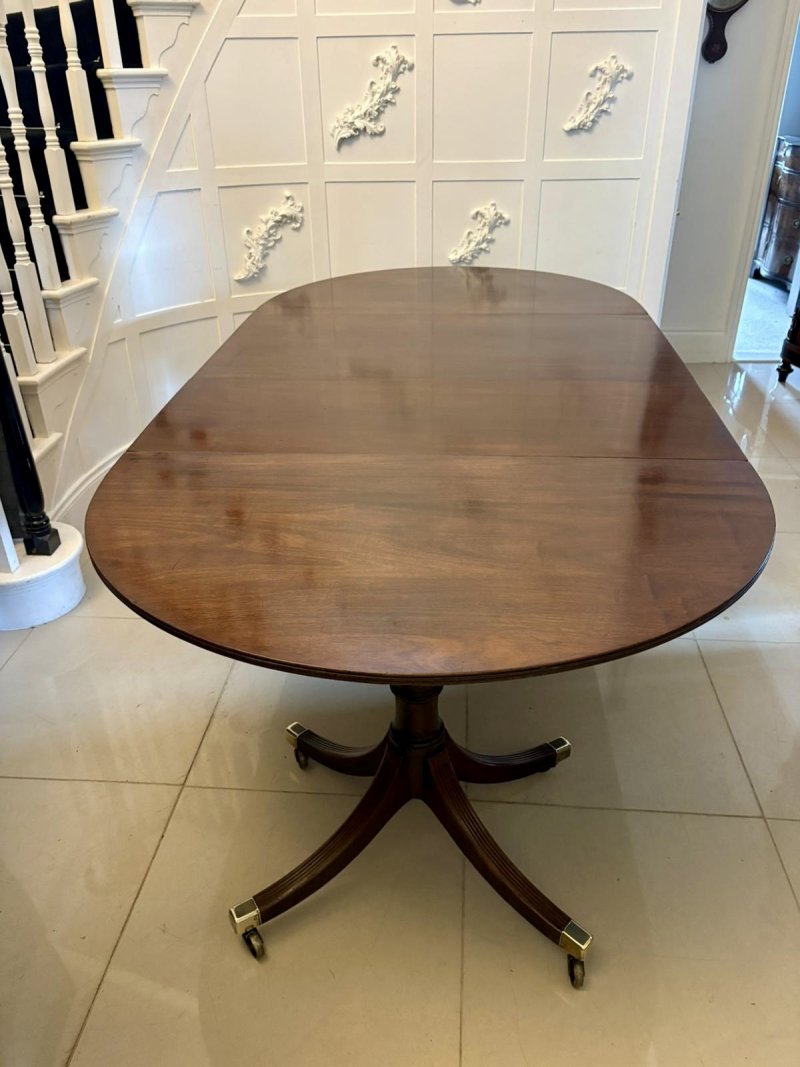 Antique Georgian Mahogany Triple Pillar Dining Table 12–14 Seater Extending with Two Leaves - Image 19